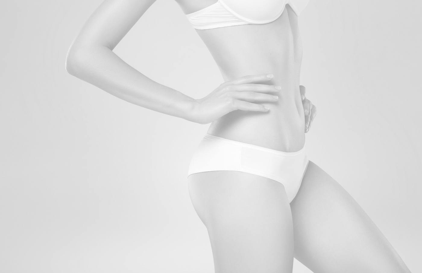 Woman with toned waist after Renuvion